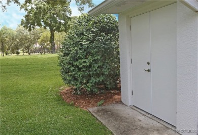 STYLISH GOLF COURSE HOME WITH POOL IN A CHOICE CITRUS HILLS on Citrus Hills Golf Club in Florida - for sale on GolfHomes.com, golf home, golf lot