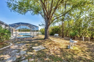 FANTASTIC NEW PRICE! $10K PRICE DROP - Your Florida Dream Home on Bobcat Trail Golf Club in Florida - for sale on GolfHomes.com, golf home, golf lot