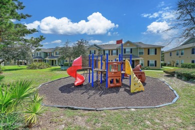 Lowest priced furnished unit in Nautilus Cove! This charming on Holiday Golf Club in Florida - for sale on GolfHomes.com, golf home, golf lot