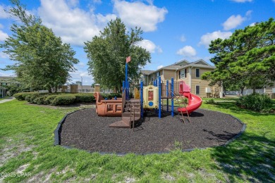 Lowest priced furnished unit in Nautilus Cove! This charming on Holiday Golf Club in Florida - for sale on GolfHomes.com, golf home, golf lot