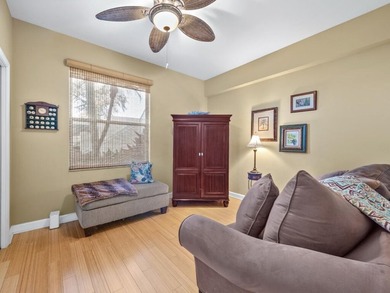 This pet-friendly, fully furnished 2-bedroom, 2-bathroom on  in Florida - for sale on GolfHomes.com, golf home, golf lot