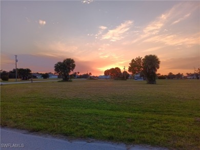 Don't miss your chance on the best priced lot in Burnt Store on Burnt Store Golf Club in Florida - for sale on GolfHomes.com, golf home, golf lot