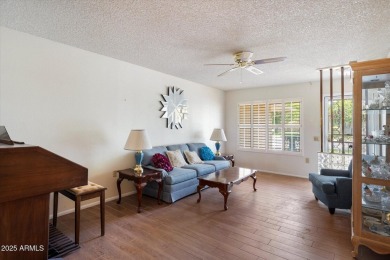 Welcome to your perfect Arizona retreat! This charming Gemini on PalmBrook Country Club in Arizona - for sale on GolfHomes.com, golf home, golf lot