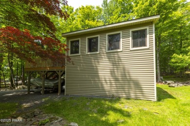 Beautifully Maintained Chalet in The Hideout - 3BR/2BA on Wooded on The Hideout Golf in Pennsylvania - for sale on GolfHomes.com, golf home, golf lot