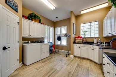 EXPECT TO BE IMPRESSED! GRAND ENTRY! AMAZING LIVING ROOM on Green Tree Country Club in Texas - for sale on GolfHomes.com, golf home, golf lot