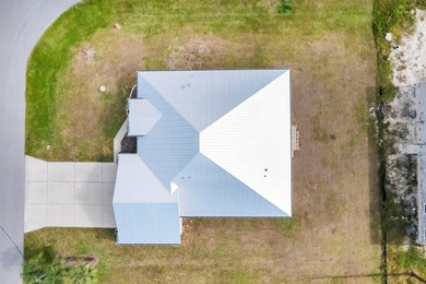 **Motivated Seller** Discover comfort and charm in this on Rotonda Golf and Country Club - Long Marsh  in Florida - for sale on GolfHomes.com, golf home, golf lot