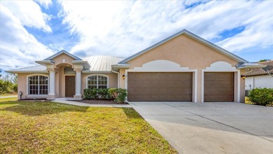 **Motivated Seller** Discover comfort and charm in this on Rotonda Golf and Country Club - Long Marsh  in Florida - for sale on GolfHomes.com, golf home, golf lot
