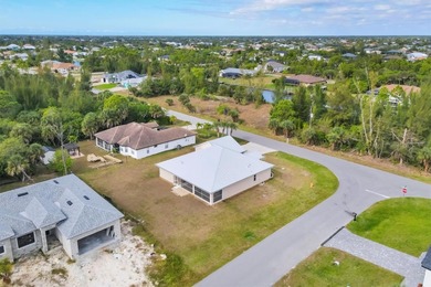 **Motivated Seller** Discover comfort and charm in this on Rotonda Golf and Country Club - Long Marsh  in Florida - for sale on GolfHomes.com, golf home, golf lot