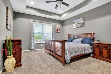 Set in Rollins Landing, this 5 Bedroom, 3 Bathroom home blends on Paradise Pointe Golf Complex in Missouri - for sale on GolfHomes.com, golf home, golf lot