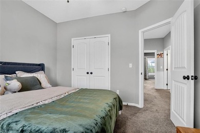 Set in Rollins Landing, this 5 Bedroom, 3 Bathroom home blends on Paradise Pointe Golf Complex in Missouri - for sale on GolfHomes.com, golf home, golf lot