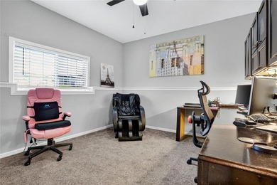 Set in Rollins Landing, this 5 Bedroom, 3 Bathroom home blends on Paradise Pointe Golf Complex in Missouri - for sale on GolfHomes.com, golf home, golf lot