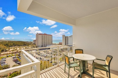 Updated cabinets and NEW Wood-Like flooring throughout on Sandestin Golf and Beach Resort - The Links in Florida - for sale on GolfHomes.com, golf home, golf lot