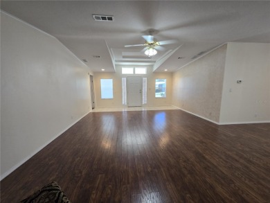 Zellwood Station Very well maintained 3-Bedroom 2 bath Palm on Zellwood Station Country Club in Florida - for sale on GolfHomes.com, golf home, golf lot