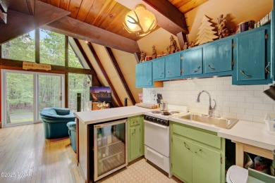 ESCAPE TO THE POCONO MOUNTAINS AND DISCOVER THIS CHARMING RUSTIC on Lords Valley Country Club, Inc in Pennsylvania - for sale on GolfHomes.com, golf home, golf lot
