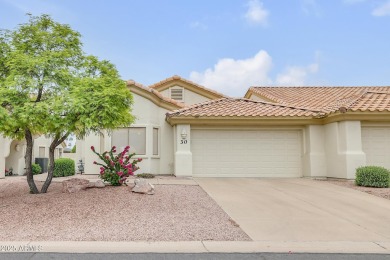 Beautiful Townhome in Sought-After Apache Wells II! Welcome to on Apache Wells Country Club in Arizona - for sale on GolfHomes.com, golf home, golf lot