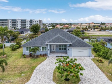 BEAUTIFUL, CUSTOM BUILT, WATERFRONT HOME WITH 3,849 SQ FT OF on Palmetto-Pine Country Club in Florida - for sale on GolfHomes.com, golf home, golf lot