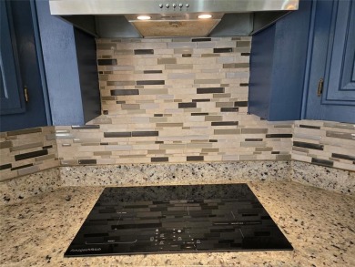 Nicely updated 3 bedroom 2 bath single story home on the golf on Duck Creek Golf Club in Texas - for sale on GolfHomes.com, golf home, golf lot