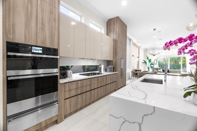 Immaculate, completely renovated MOVE IN READY 4 bedrooms, 4 on Addison Reserve in Florida - for sale on GolfHomes.com, golf home, golf lot