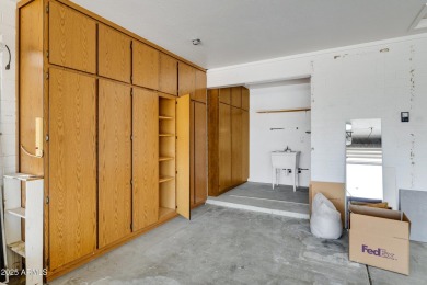 Professionally updated 2 bed, 2 bath, with extended 2 car garage on Sunland Village East Golf Course in Arizona - for sale on GolfHomes.com, golf home, golf lot