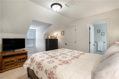 Nestled in the Staley Farms community, this 1.5 story townhome on Staley Farms Golf Club in Missouri - for sale on GolfHomes.com, golf home, golf lot