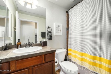 This stunning 2-bedroom, 2-bath condo is an exceptional find on Headwaters Golf Course At Granby Ranch in Colorado - for sale on GolfHomes.com, golf home, golf lot