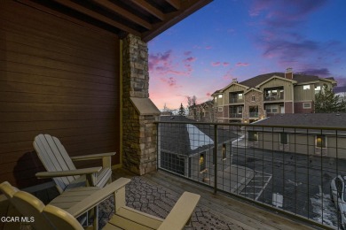 This stunning 2-bedroom, 2-bath condo is an exceptional find on Headwaters Golf Course At Granby Ranch in Colorado - for sale on GolfHomes.com, golf home, golf lot