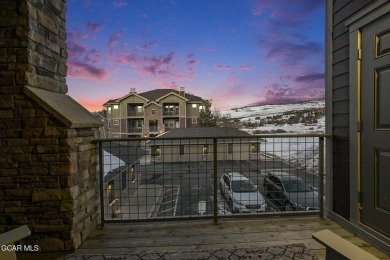 This stunning 2-bedroom, 2-bath condo is an exceptional find on Headwaters Golf Course At Granby Ranch in Colorado - for sale on GolfHomes.com, golf home, golf lot