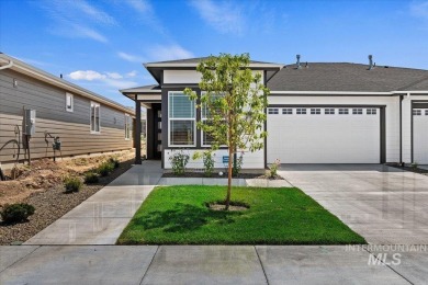 Why wait to build a new Evia when this one is ready with ALL the on Falcon Crest Golf Club in Idaho - for sale on GolfHomes.com, golf home, golf lot