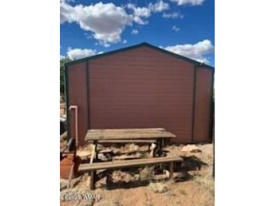 WELCOME TO YOUR DREAM HOME IN THE WHITE MOUNTAIN LAKES AREA! You on Silver Creek Golf Club in Arizona - for sale on GolfHomes.com, golf home, golf lot