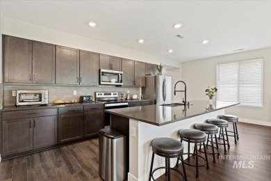 Why wait to build a new Evia when this one is ready with ALL the on Falcon Crest Golf Club in Idaho - for sale on GolfHomes.com, golf home, golf lot