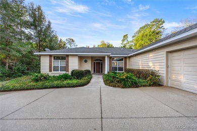 Immaculately maintained home in the heart of Rainbow Springs! on Rainbows End Golf Club in Florida - for sale on GolfHomes.com, golf home, golf lot