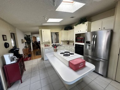 Move in Ready! FULLY FURNISHED, well cared for 2-bedrooms on Del Tura Golf and Country Club in Florida - for sale on GolfHomes.com, golf home, golf lot