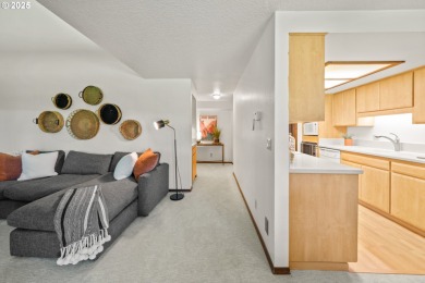 Discover comfort in this ideal Fairview end-unit condo, set on  in Oregon - for sale on GolfHomes.com, golf home, golf lot
