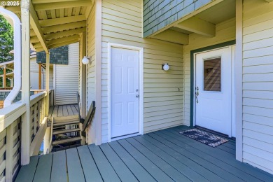 End-unit townhouse with unbeatable golf course lot! With an on Rock Creek Country Club in Oregon - for sale on GolfHomes.com, golf home, golf lot