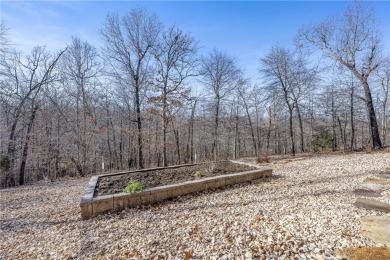 Welcome Home!  New: (2021) HVAC, (2019) Roof, (2018) Kitchen on Bella Vista - Metfield Golf Complex and Country Club in Arkansas - for sale on GolfHomes.com, golf home, golf lot