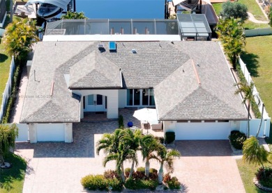 This furnished-remodeled Gulf Access home, nestled at the end of on Royal Tee Country Club in Florida - for sale on GolfHomes.com, golf home, golf lot