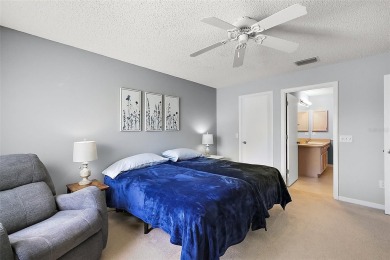 Welcome to this beautifully maintained 3/2 TURNKEY Amarillo on The Links of Spruce Creek in Florida - for sale on GolfHomes.com, golf home, golf lot
