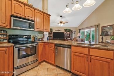WOW! Looking for PERFECTION?! This elegant ranch home is located on Heatherhurst Golf Course in Tennessee - for sale on GolfHomes.com, golf home, golf lot