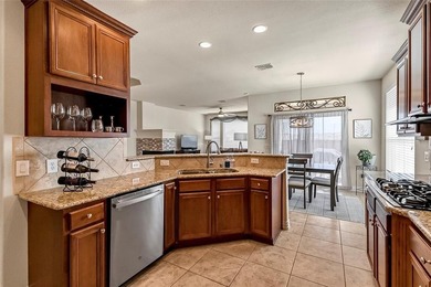 Beautiful maintained Walden floorplan with 2 bedrooms and a on Frisco Lakes Golf Course in Texas - for sale on GolfHomes.com, golf home, golf lot