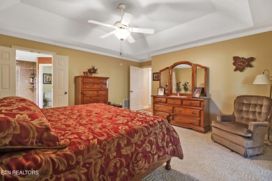 WOW! Looking for PERFECTION?! This elegant ranch home is located on Heatherhurst Golf Course in Tennessee - for sale on GolfHomes.com, golf home, golf lot