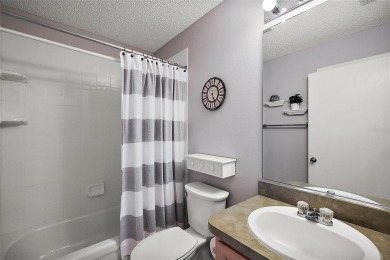 Welcome to this beautifully maintained 3/2 TURNKEY Amarillo on The Links of Spruce Creek in Florida - for sale on GolfHomes.com, golf home, golf lot