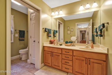 WOW! Looking for PERFECTION?! This elegant ranch home is located on Heatherhurst Golf Course in Tennessee - for sale on GolfHomes.com, golf home, golf lot