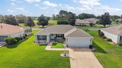 Welcome to this beautifully maintained 3/2 TURNKEY Amarillo on The Links of Spruce Creek in Florida - for sale on GolfHomes.com, golf home, golf lot
