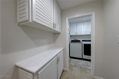 Massive Townhome In Guard Gated Spanish Trails W/ CLEAN AIR & on Spanish Trail Golf and Country Club in Nevada - for sale on GolfHomes.com, golf home, golf lot
