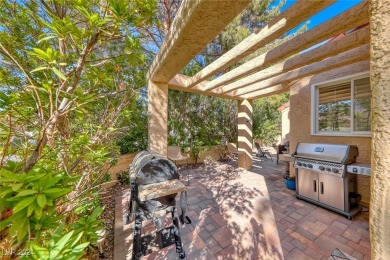 Massive Townhome In Guard Gated Spanish Trails W/ CLEAN AIR & on Spanish Trail Golf and Country Club in Nevada - for sale on GolfHomes.com, golf home, golf lot