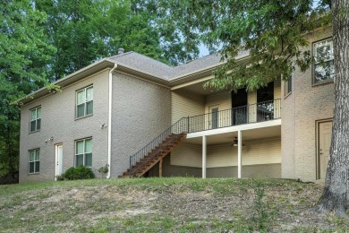 Stunning all-brick, custom-built home in Maumelle's desirable on Maumelle Golf and Country Club in Arkansas - for sale on GolfHomes.com, golf home, golf lot