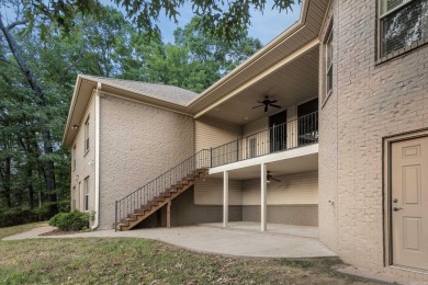 Stunning all-brick, custom-built home in Maumelle's desirable on Maumelle Golf and Country Club in Arkansas - for sale on GolfHomes.com, golf home, golf lot