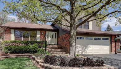 Feel the love in this beautifully maintained tri-level home on Apple Orchard Golf Course in Illinois - for sale on GolfHomes.com, golf home, golf lot