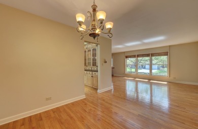 Feel the love in this beautifully maintained tri-level home on Apple Orchard Golf Course in Illinois - for sale on GolfHomes.com, golf home, golf lot