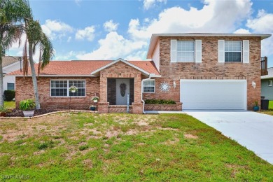 Spectacular 2 story house on Hunters Run Gulf Course! This large on El Rio Golf Course and Club in Florida - for sale on GolfHomes.com, golf home, golf lot